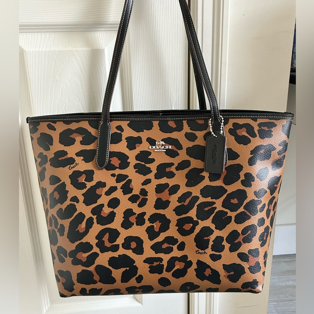 Coach leopard tote, used excellent condition